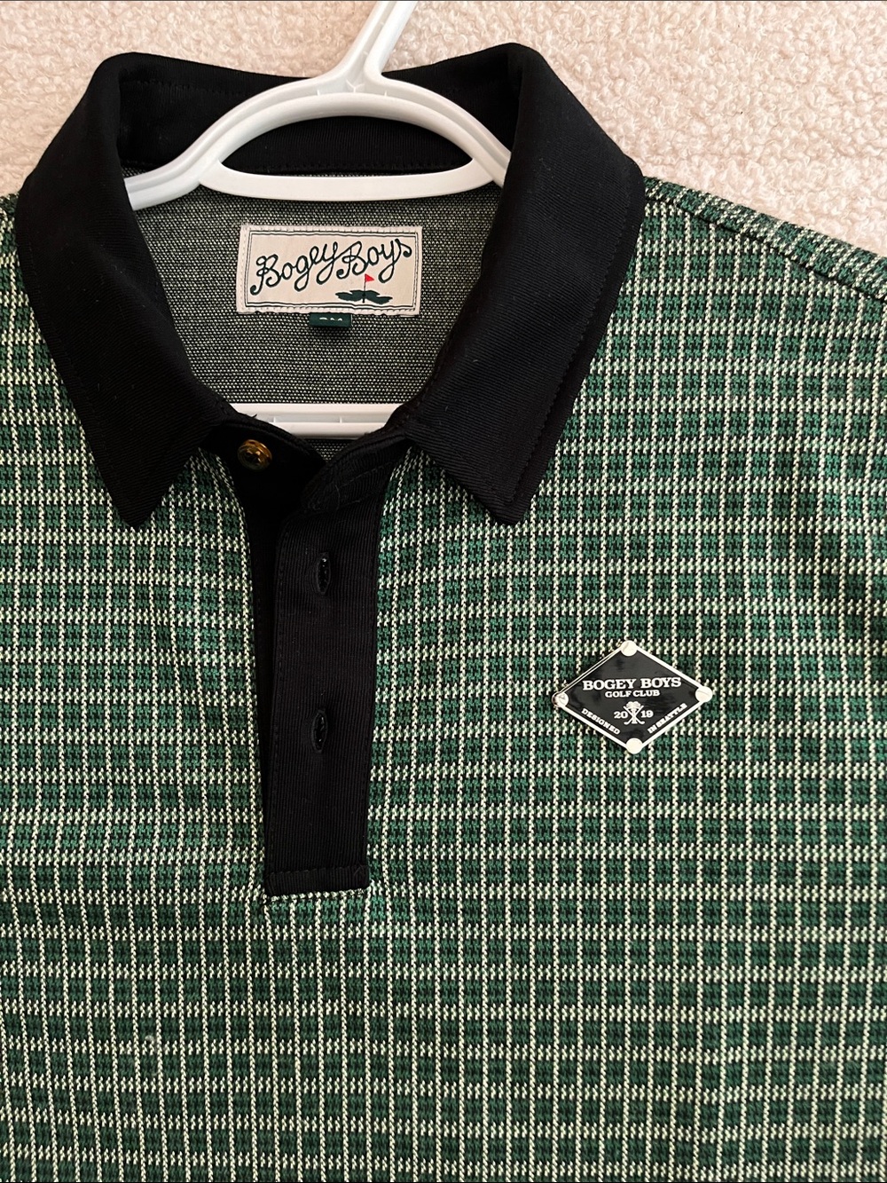Textured Green Polo with Black Contrast Collar - NWOT - PtP = 21.5